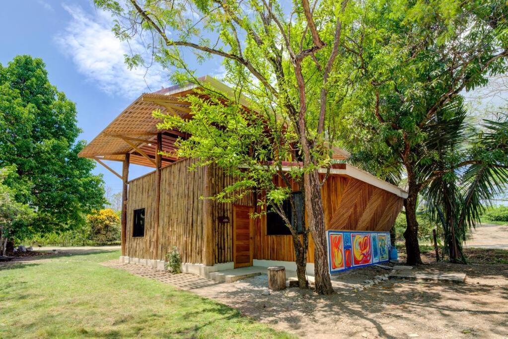 Samara Tarantela Houses, Casa Bambu Ngoại thất bức ảnh